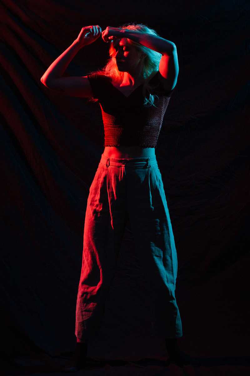 Experimental dance portrait using gelled speedlights